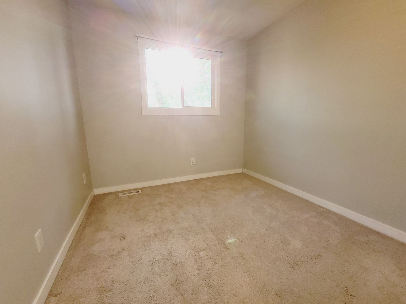 1748 Lakewood Road South NW - Photo 22