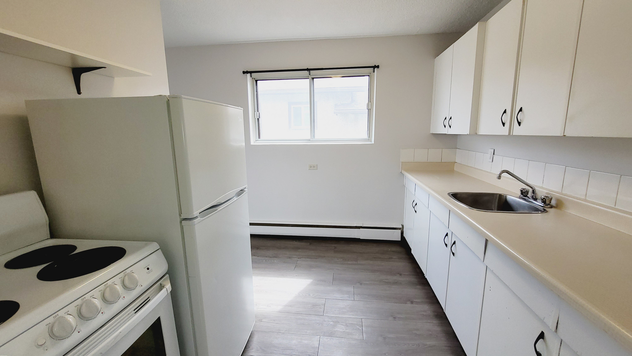 10010 - 154 Street NW - WJ2 - Photo 4