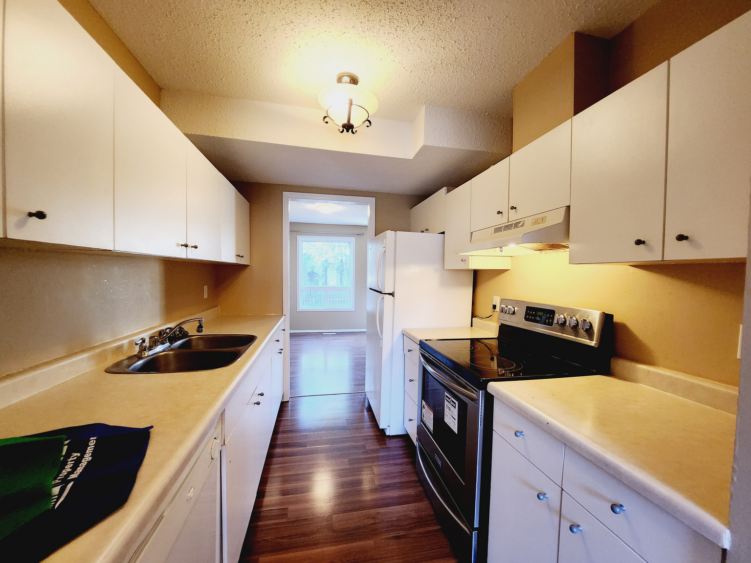 636 Saddleback Road NW - Photo 3