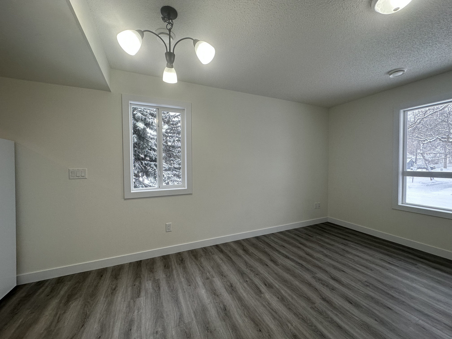 11903 93 Street NW B - MAIN  - Photo 13