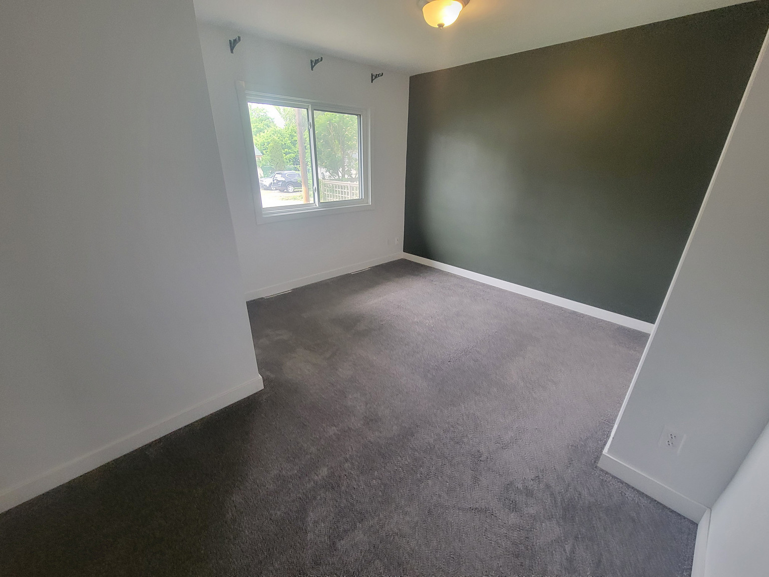 9620 75 Street NW - MAIN - Photo 15