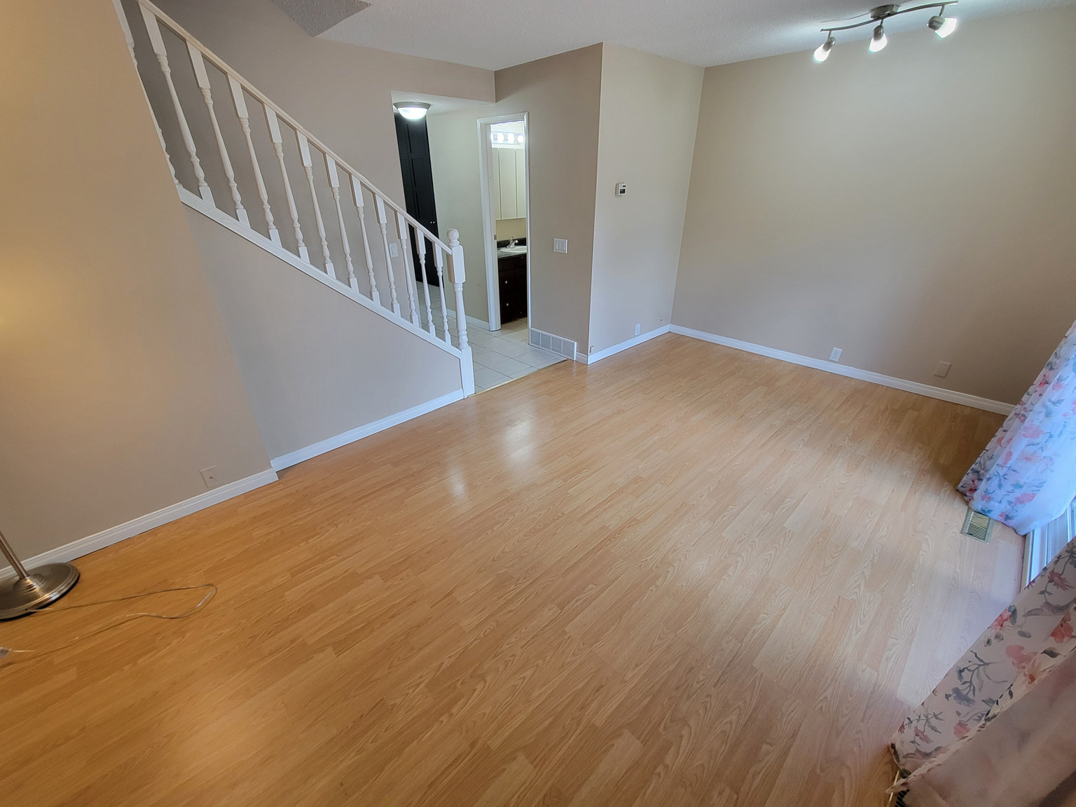 18104 93 Avenue Northwest - Photo 3