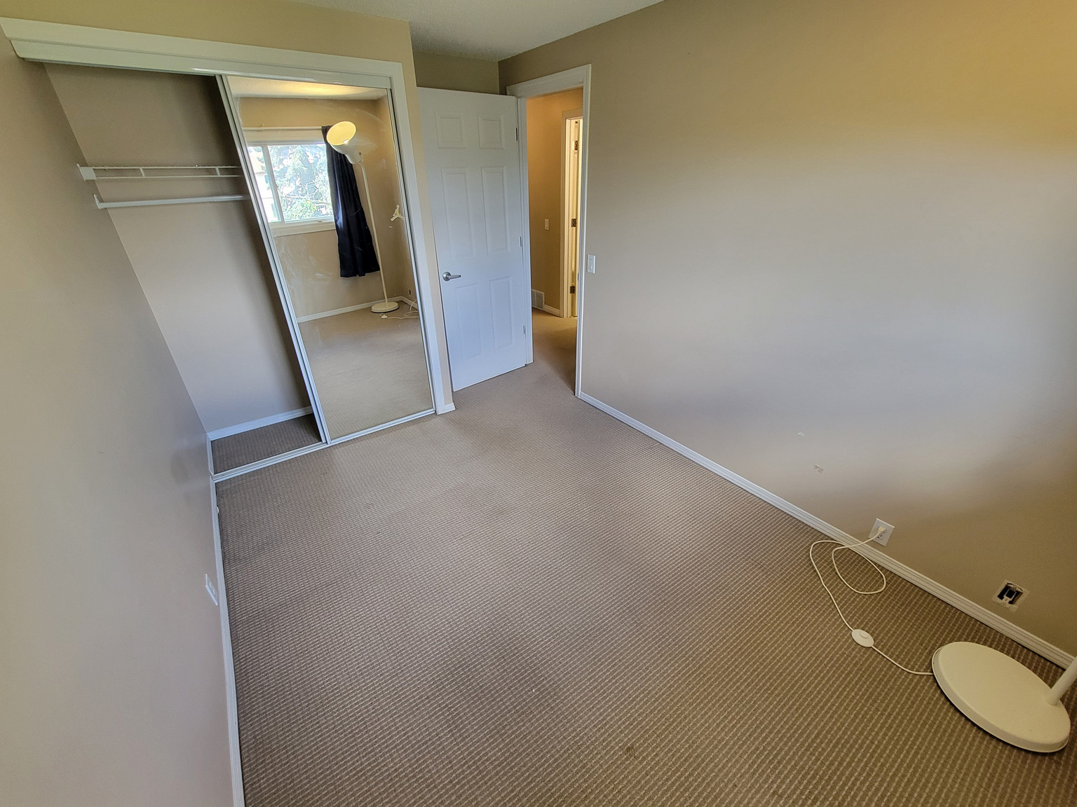 18104 93 Avenue Northwest - Photo 9