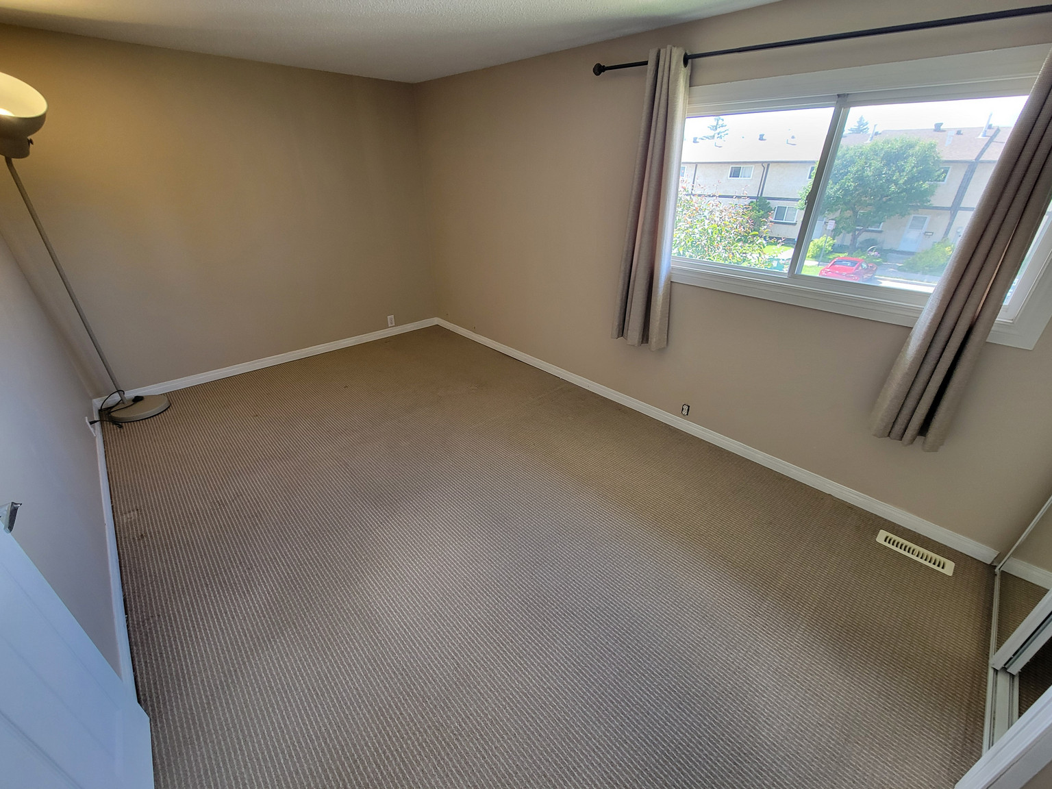 18104 93 Avenue Northwest - Photo 14