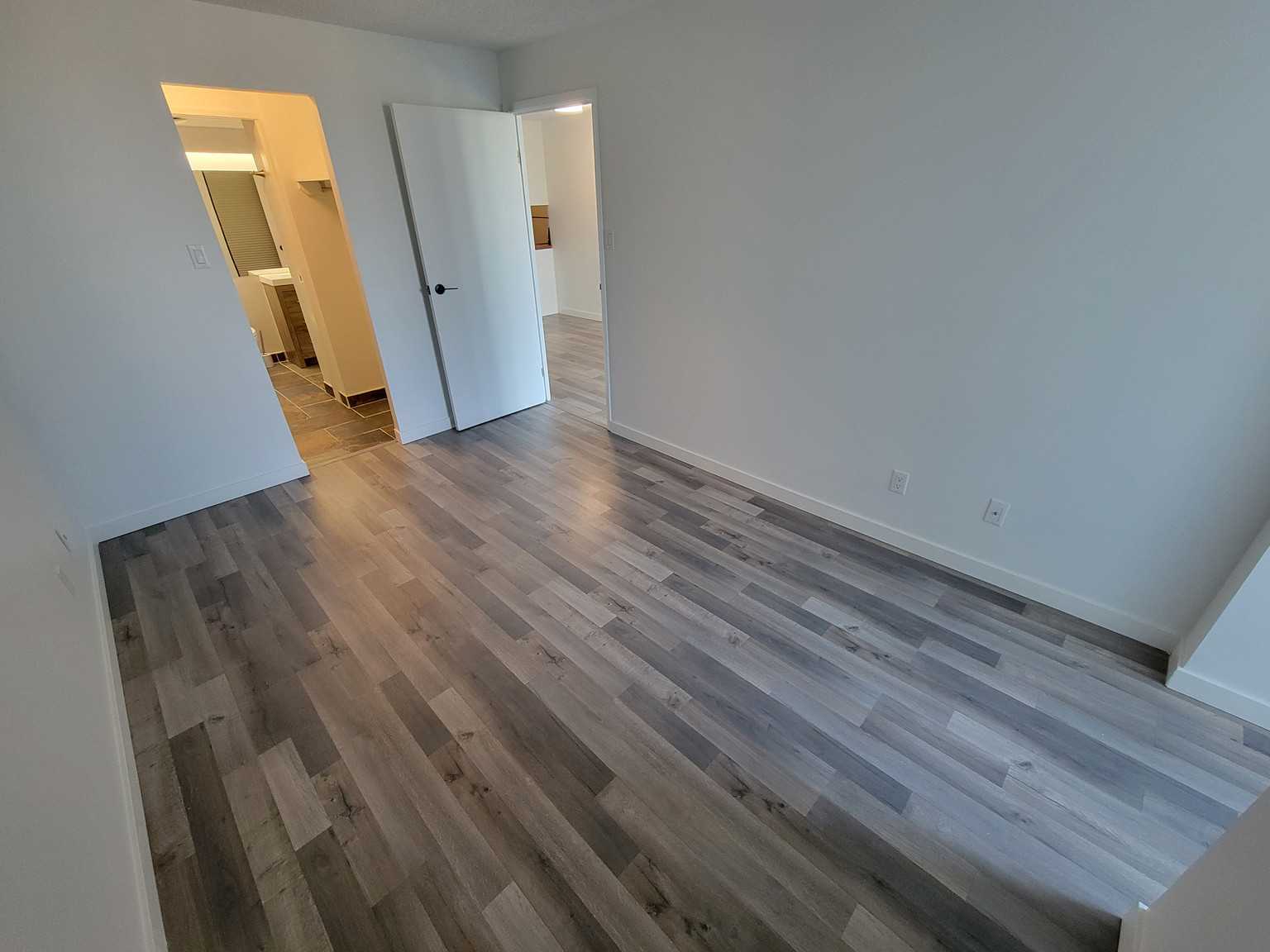 10149 Saskatchewan Drive NW - #401 - Photo 23