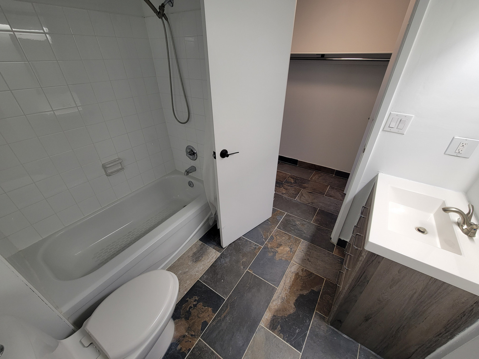 10149 Saskatchewan Drive NW - #401 - Photo 31