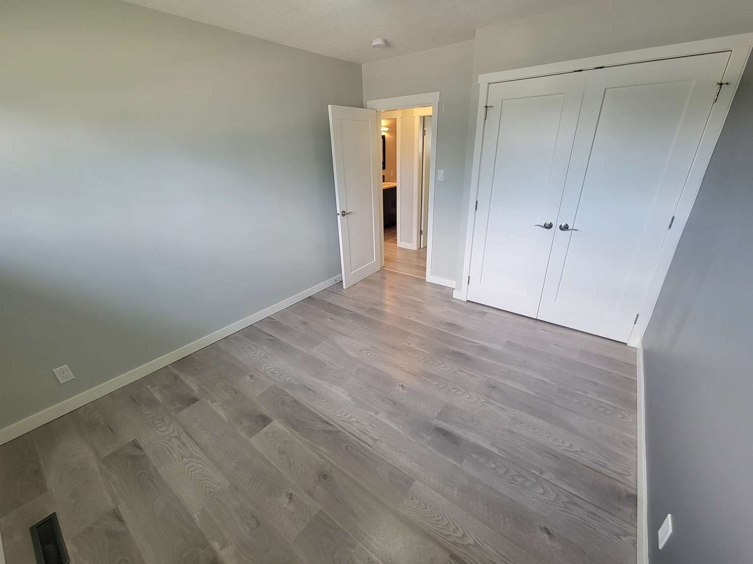 8510 152 Street NW - MAIN - Photo 20