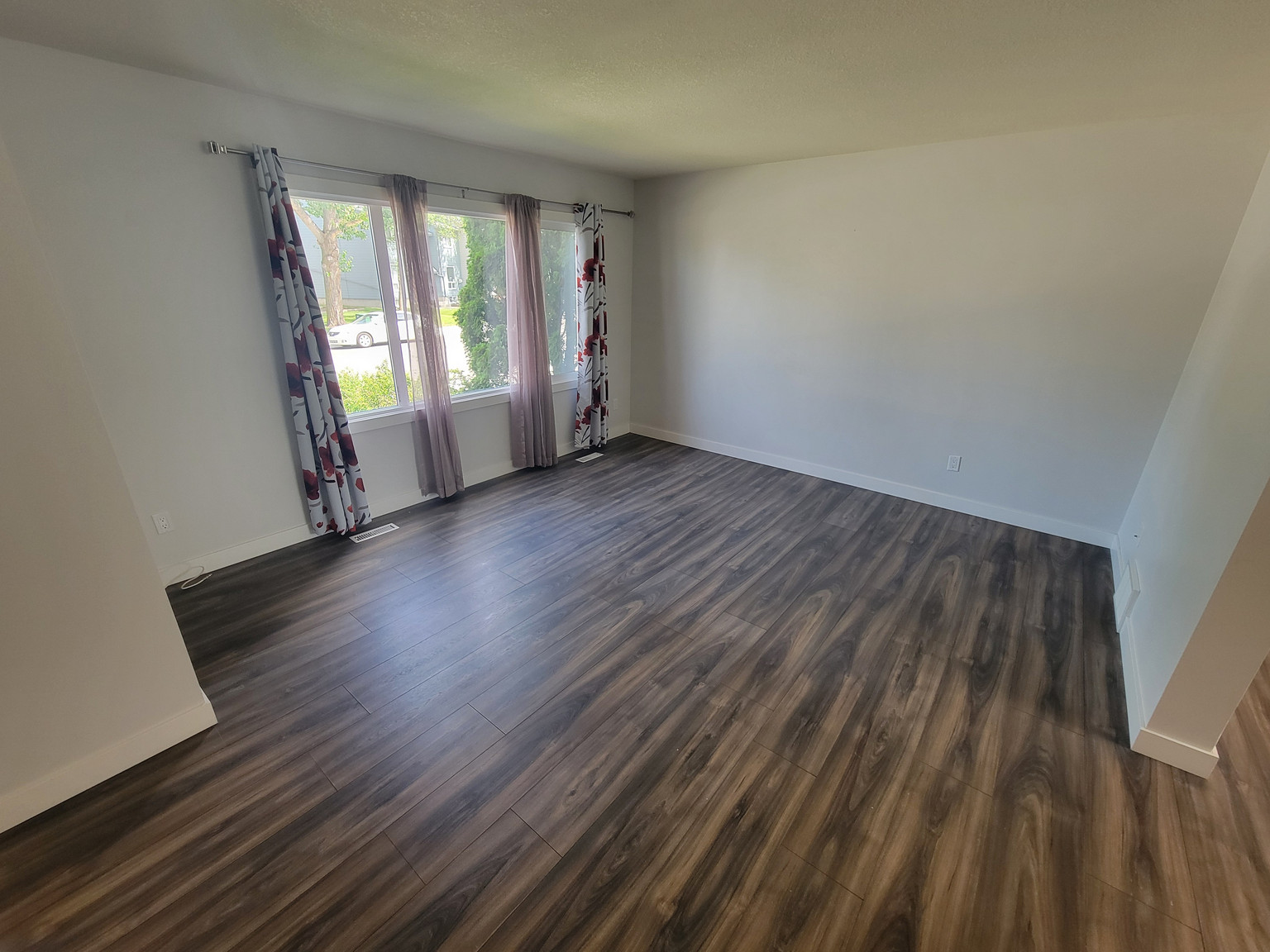 14214 32 Street NW - Photo 9