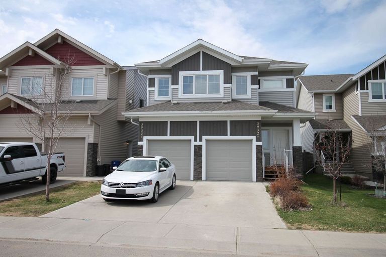 3938 Claxton Loop SW - MAIN FLOOR