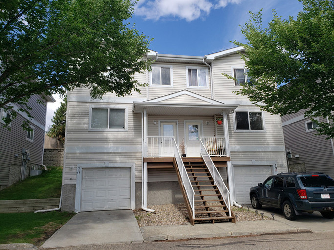 130 Hyndman Crescent NW - #20