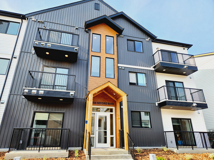 #202 - 856 Secord Boulevard NW  