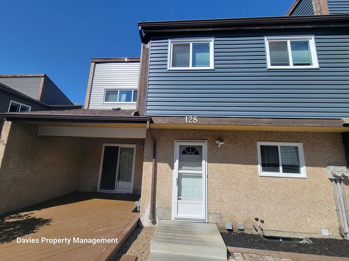 128 Kaskitayo Court NW