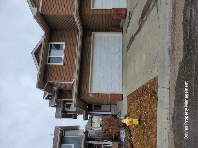 735 85 Street SW #21