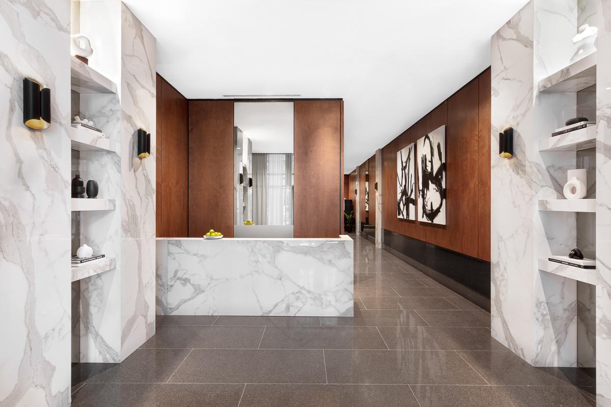 LA MONTAGNE Upscale Apartments - Photo 4