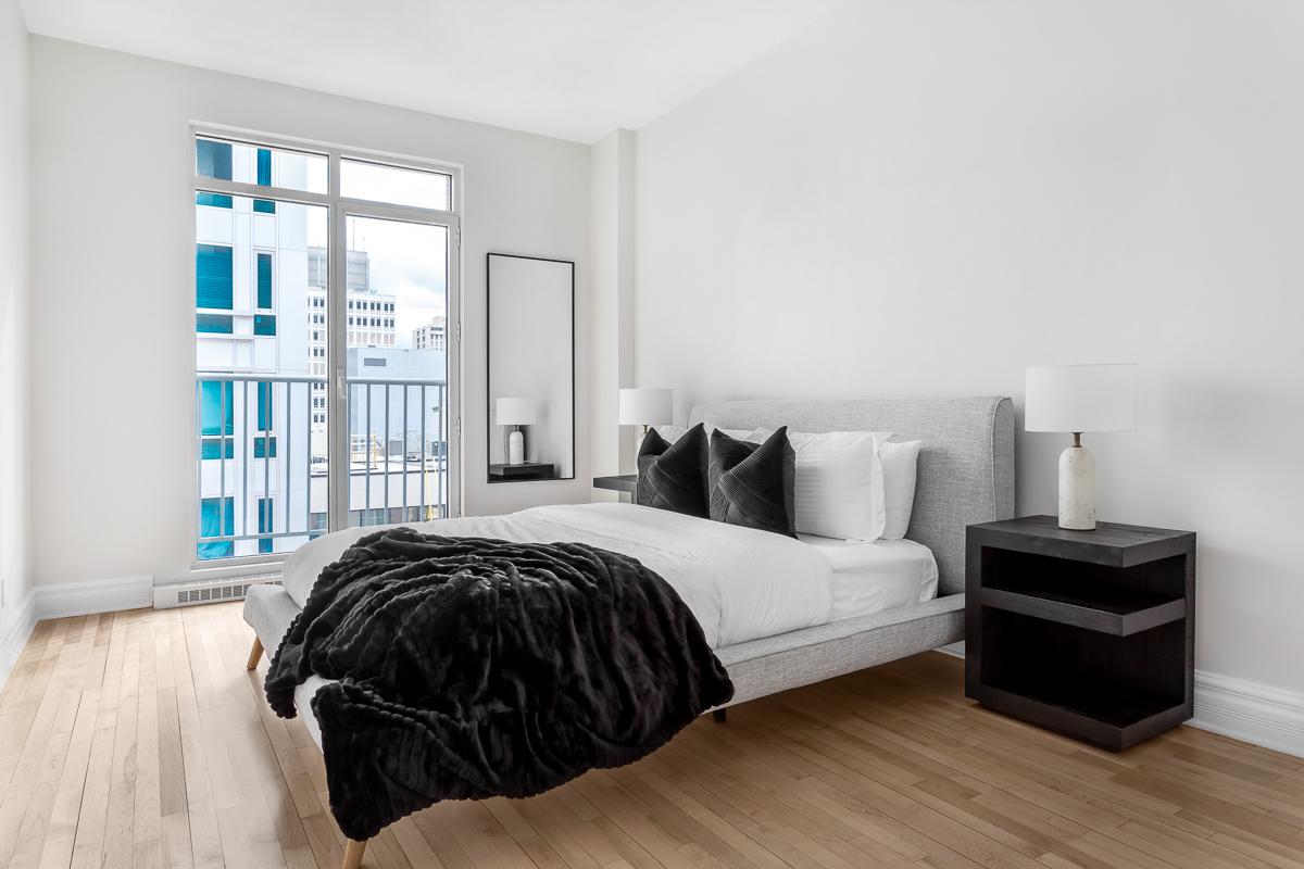 LA MONTAGNE Upscale Apartments - Photo 16