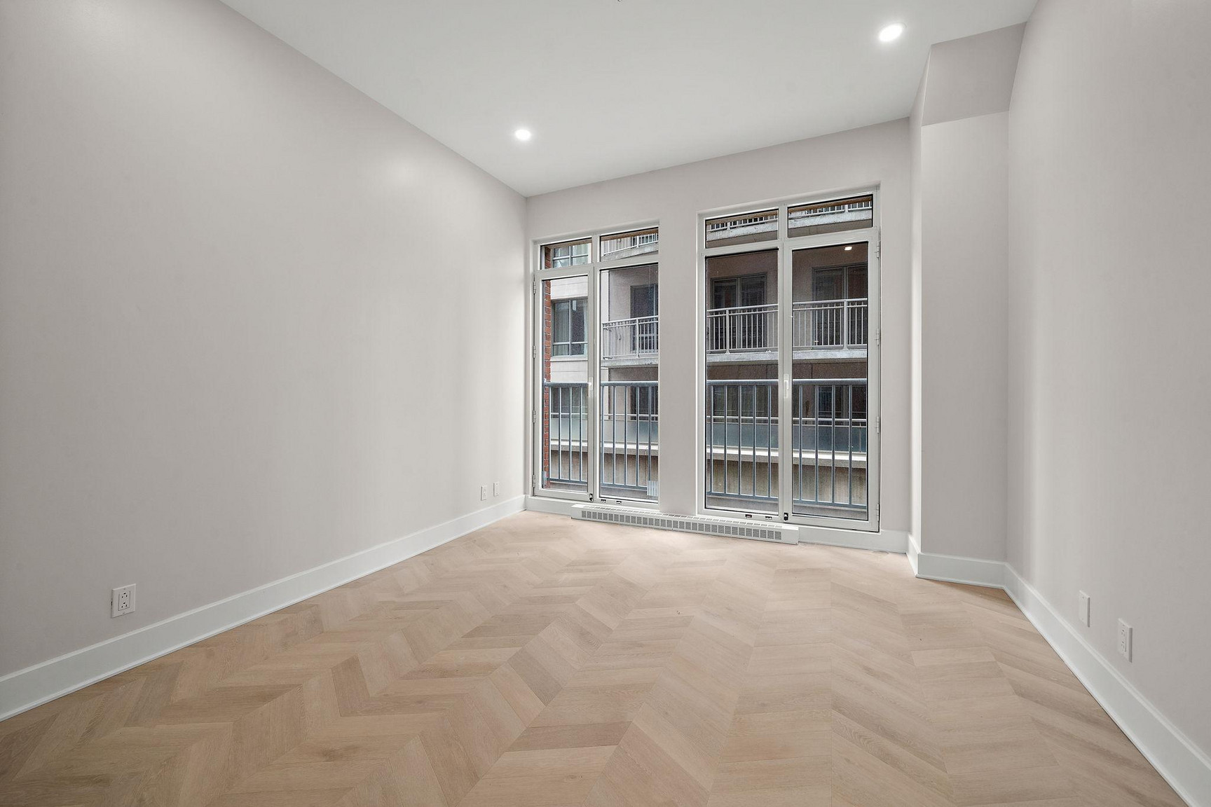 LA MONTAGNE Upscale Apartments - Photo 45