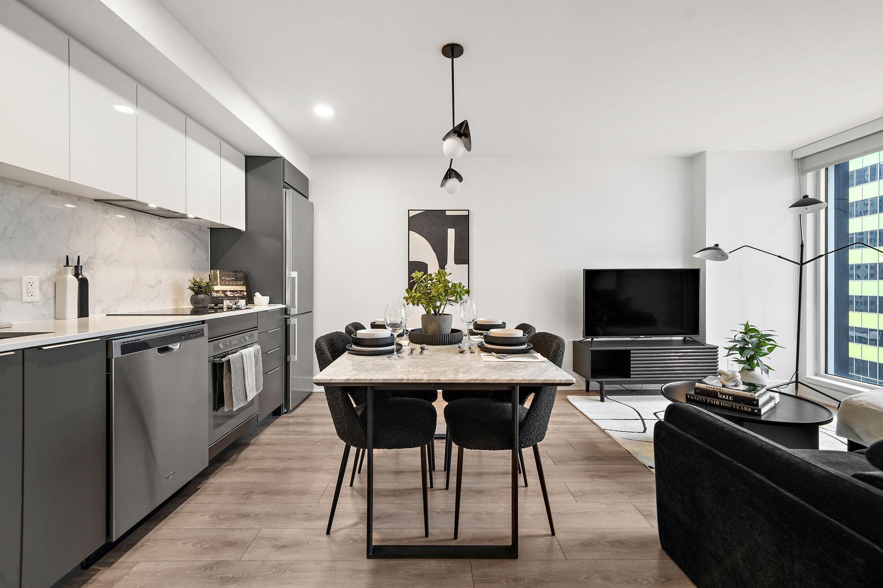Encore Residences - Photo 12