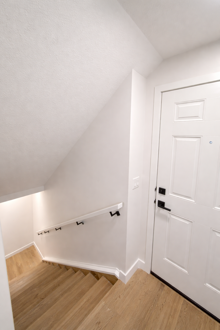 1 Bed | 1 Bath Legal Basement Suite – Chappelle Area, Edmonton - Photo 2