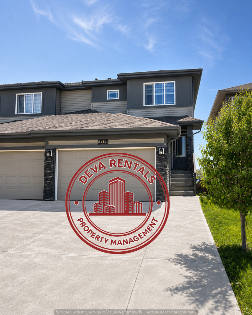 Beautiful 3 Bed, 2.5 Bath Duplex with Double Garage | August Rent FREE! - Photo 2