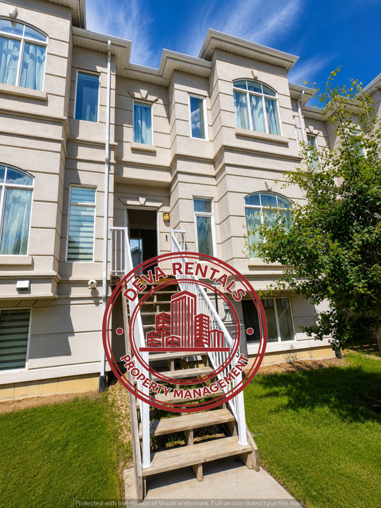 Spacious 4 Bed, 3.5 Bath Townhome with Finished Basement – Windermere, Edmonton