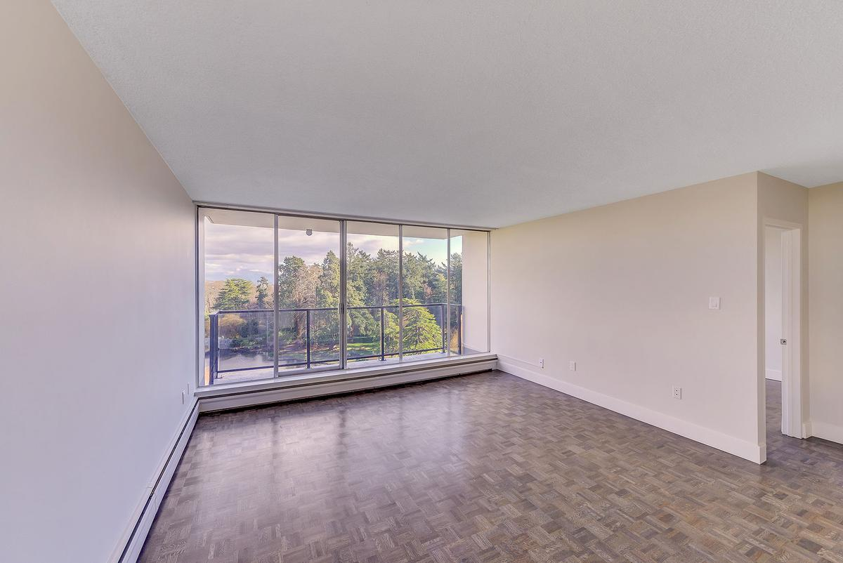 Goodacre Towers Apartments - Photo 14