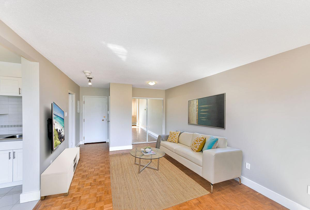 Goodacre Towers Apartments - Photo 20