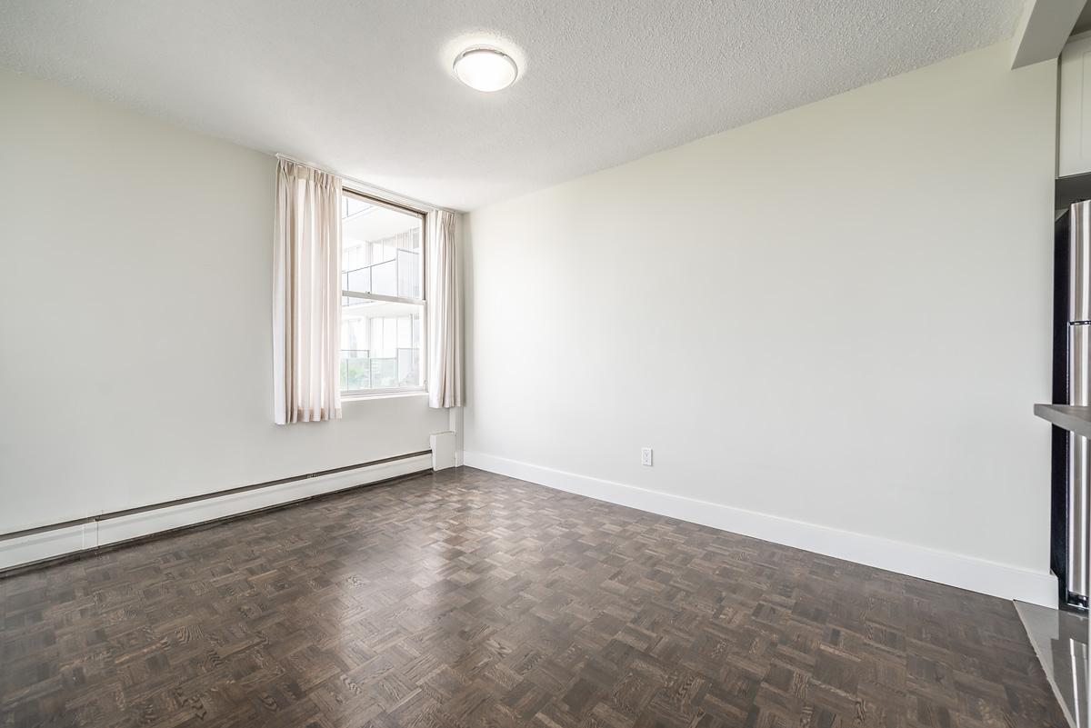Goodacre Towers Apartments - Photo 27