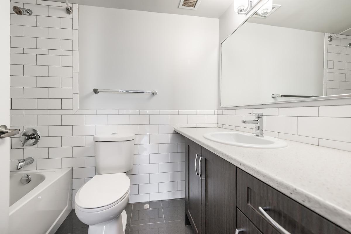Goodacre Towers Apartments - Photo 29