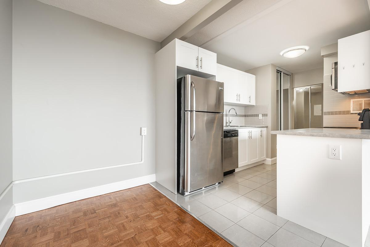 Goodacre Towers Apartments - Photo 45