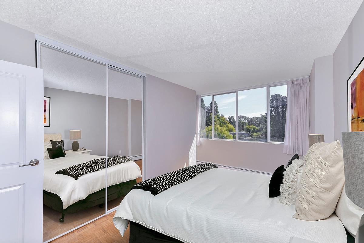 Goodacre Towers Apartments - Photo 48