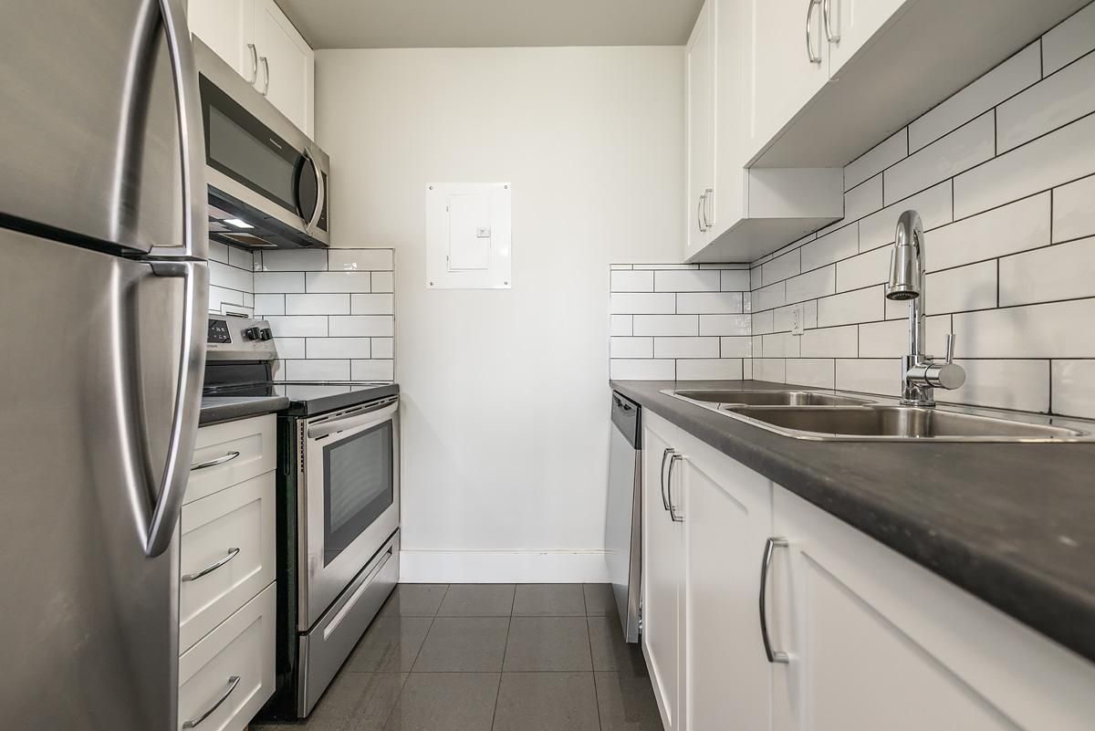 Goodacre Towers Apartments - Photo 63