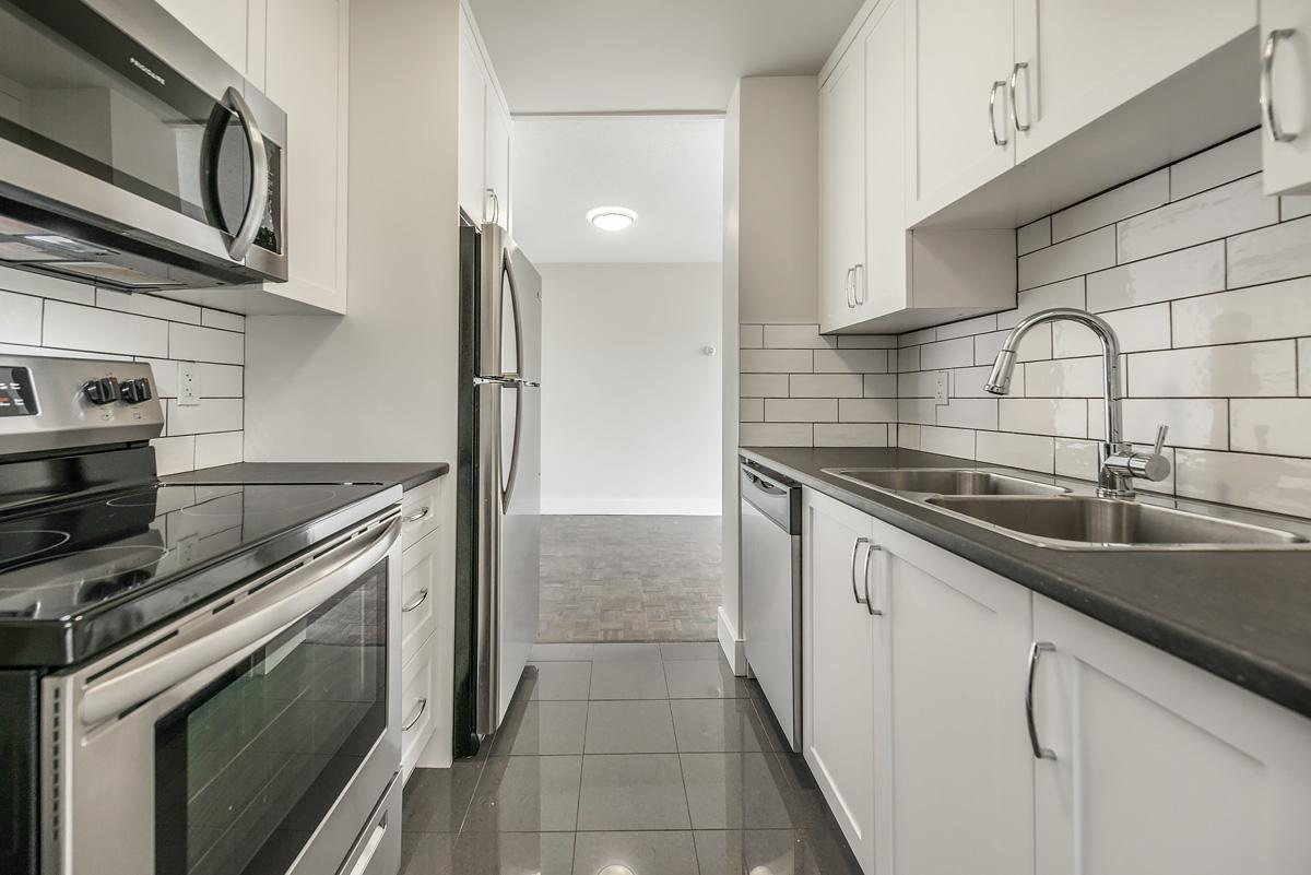 Goodacre Towers Apartments - Photo 64
