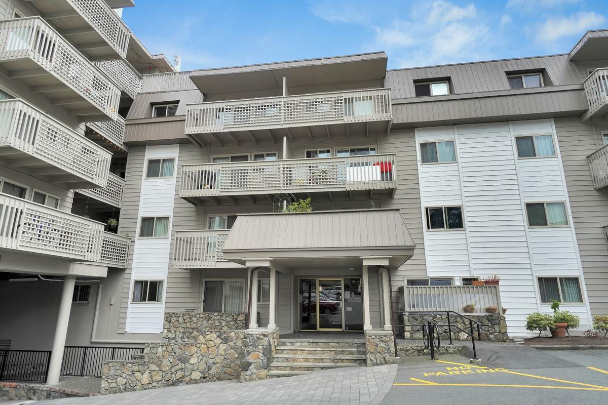 Macaulay East Apartments - Photo 2