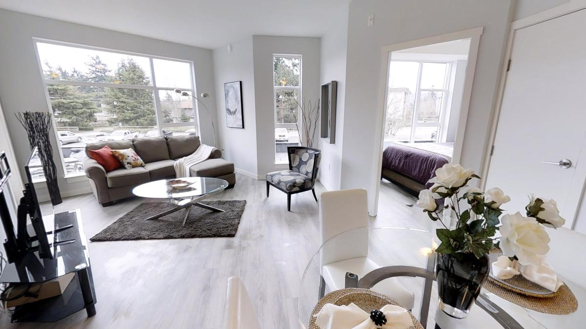 Railside House Apartments - Photo 16