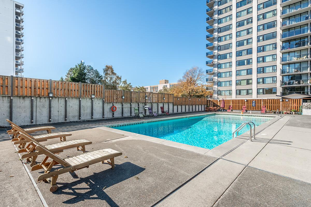 415 & 435 Michigan Street Apartments - Photo 12