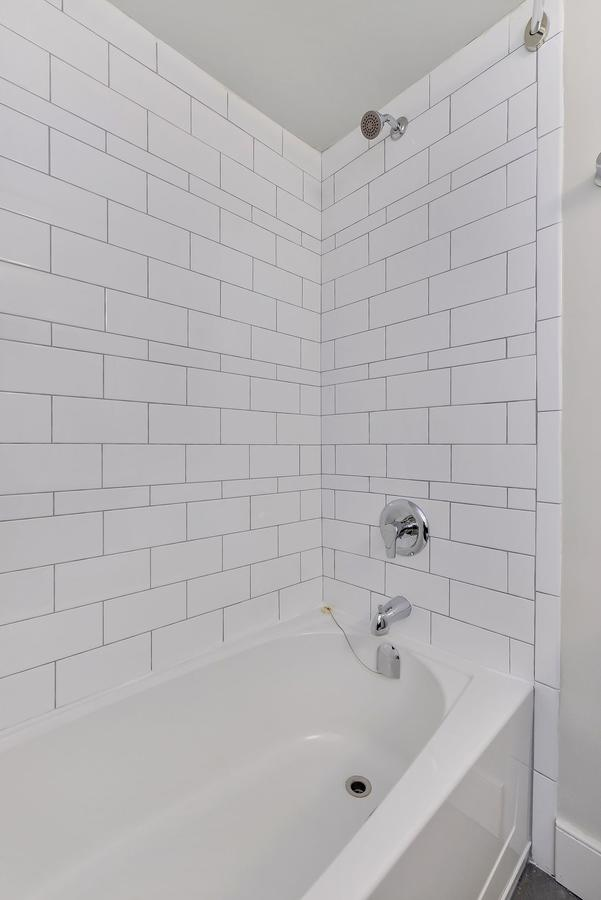 415 & 435 Michigan Street Apartments - Photo 25