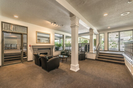 Fernwood Manor Apartments - Photo 10