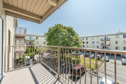 Fernwood Manor Apartments - Photo 14