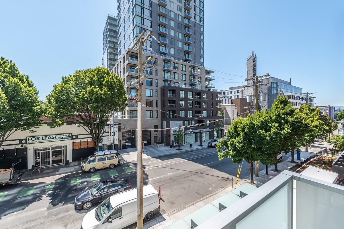 The Beacon at 1400 Quadra - Photo 2