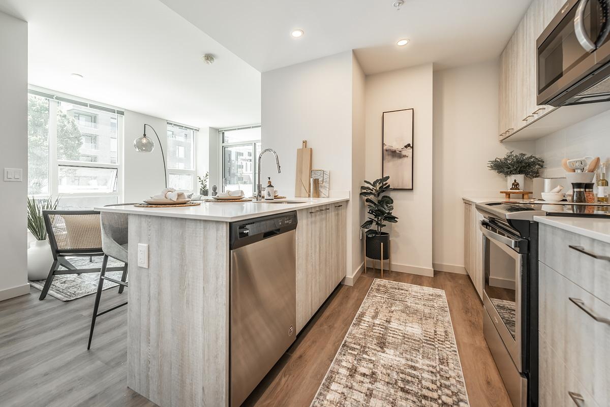 The Beacon at 1400 Quadra - Photo 5