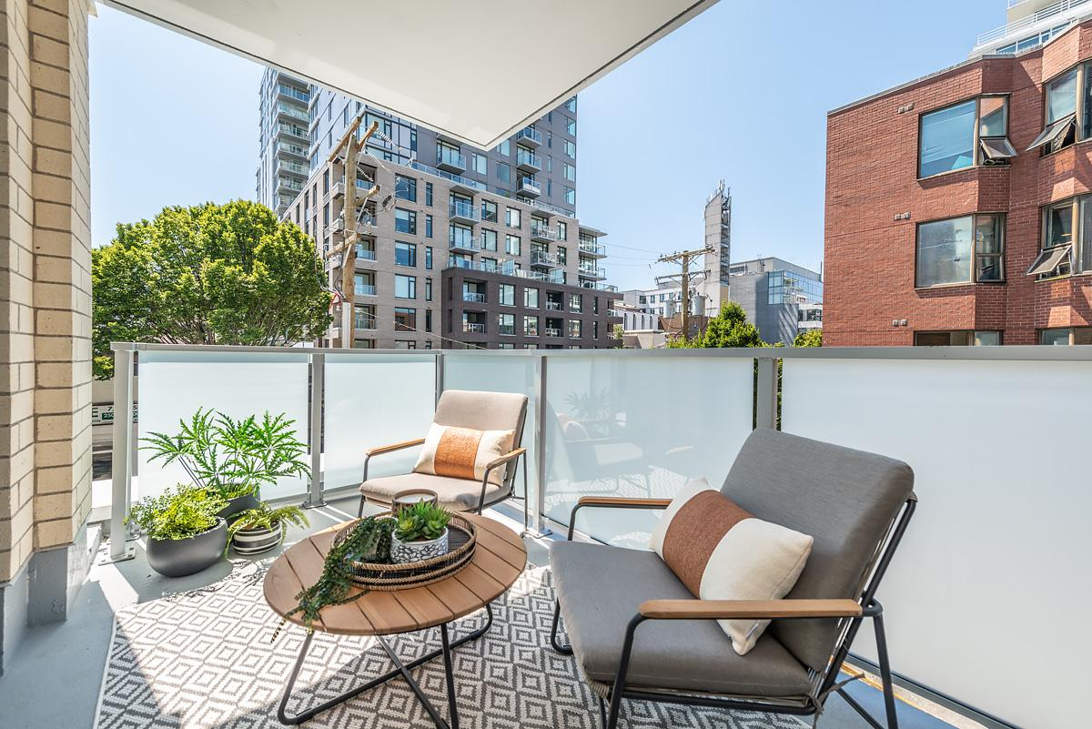 The Beacon at 1400 Quadra - Photo 11
