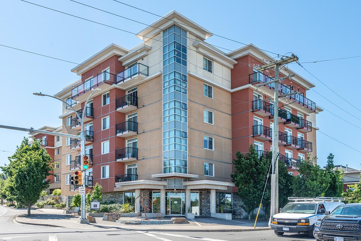 Herons Landing and The Ardea Apartments - Photo 16