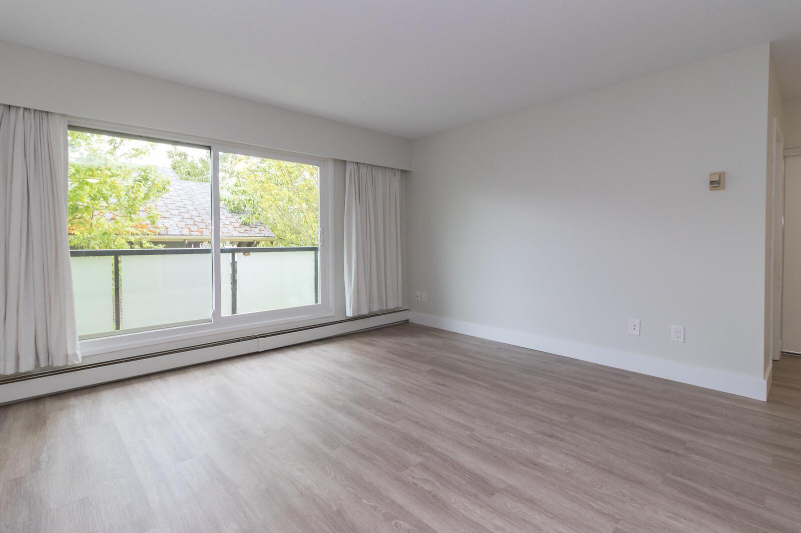 Madrona Manor Apartments - Photo 13