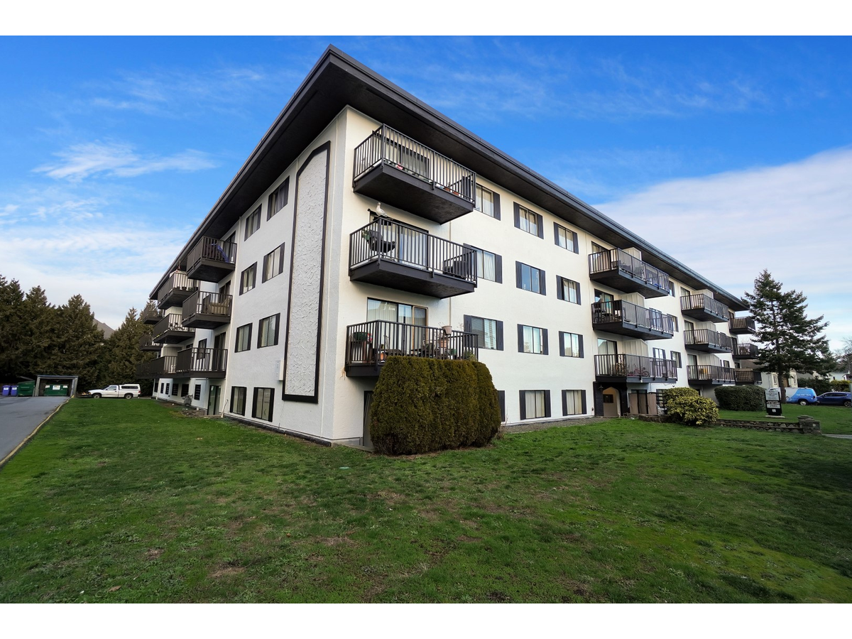 Blue Cedar Apartments - Photo 10