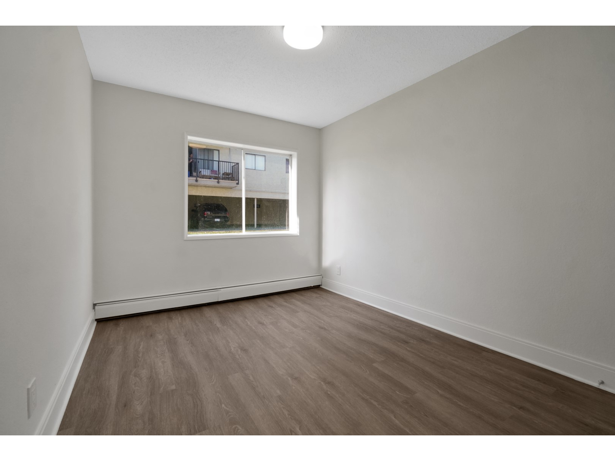 Blue Cedar Apartments - Photo 19
