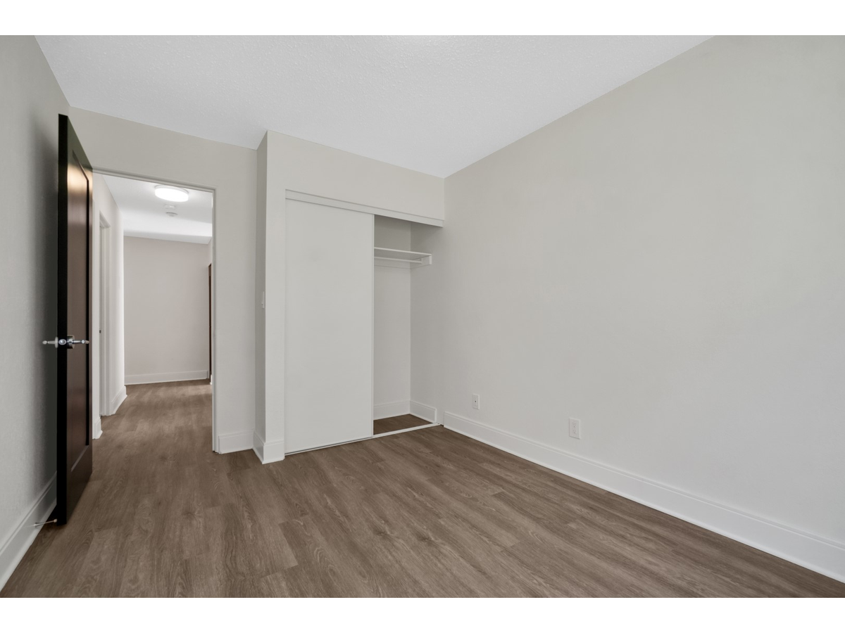 Blue Cedar Apartments - Photo 20
