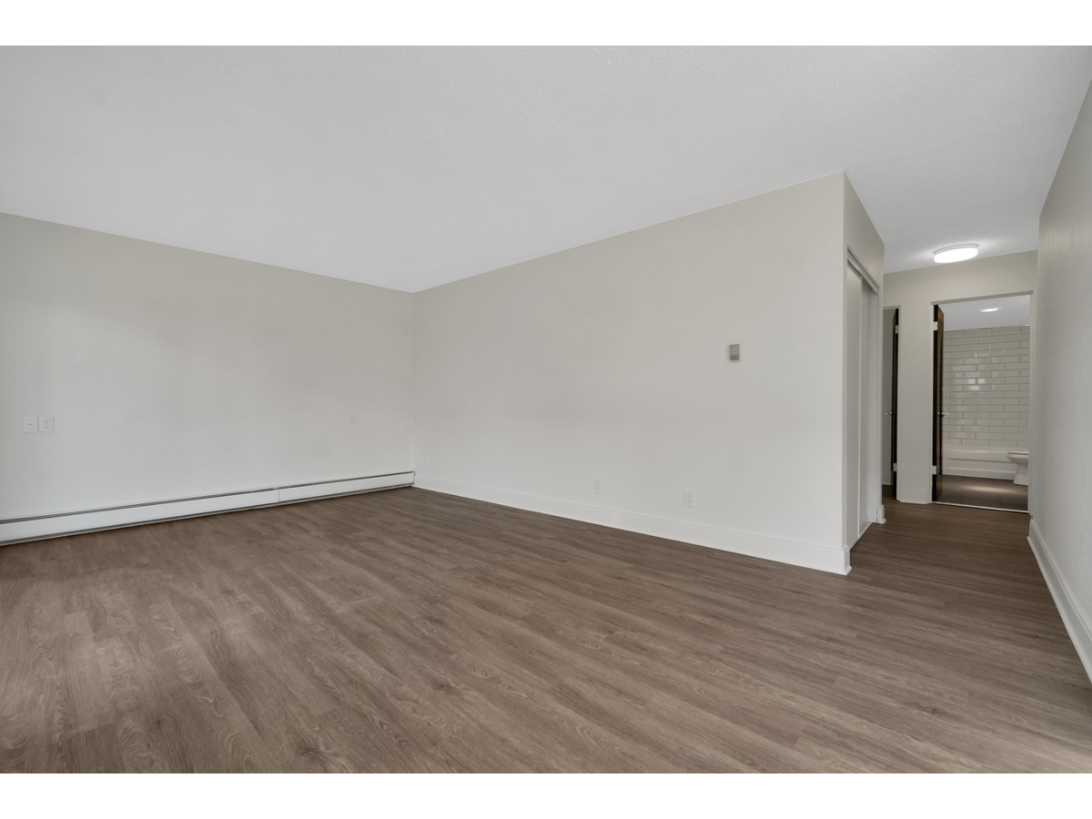 Blue Cedar Apartments - Photo 24