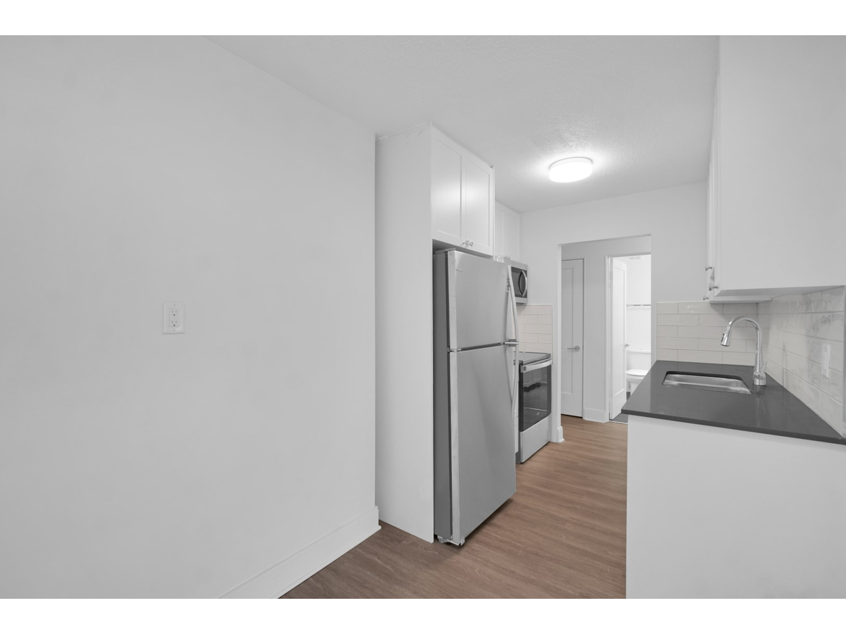 Olympic View Apartments - Photo 6