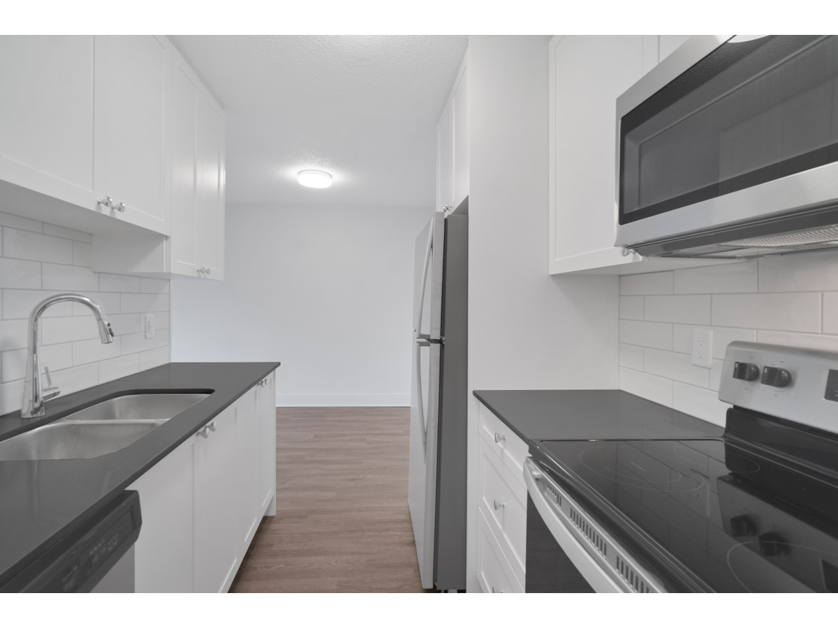 Olympic View Apartments - Photo 9