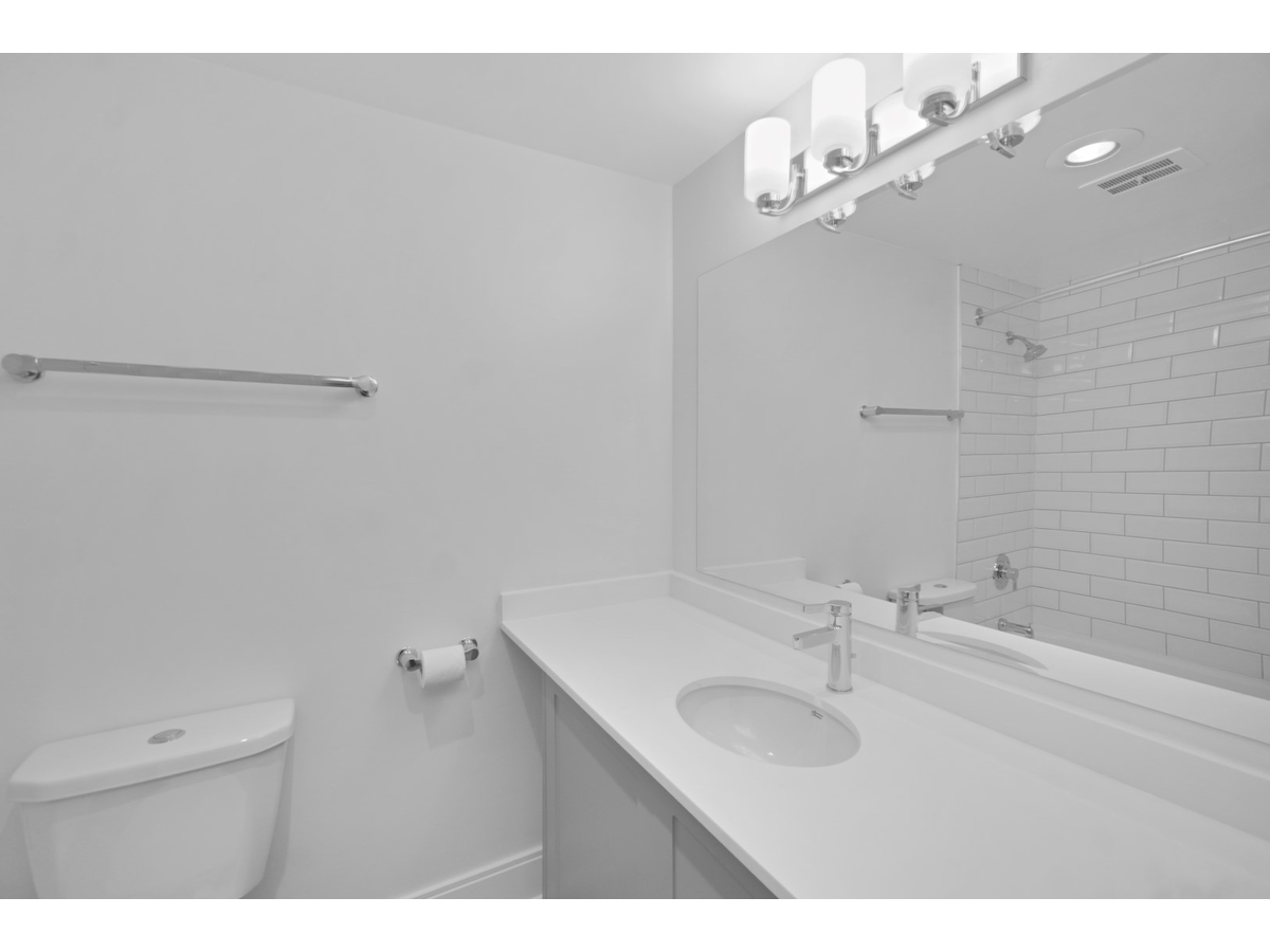 Olympic View Apartments - Photo 4